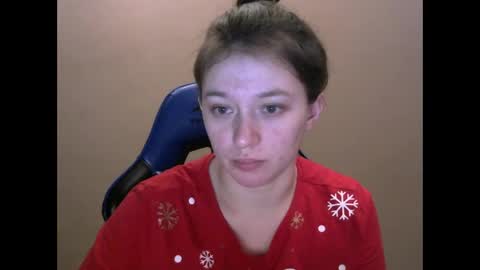 Snapshot of zara_golden chatting on 01/21/25, 11:35 chaturcum online show from 01/21/25, 11:35