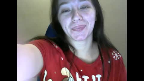 Snapshot of zara_golden chatting on 01/31/25, 10:42 chaturcum online show from 01/31/25, 10:42