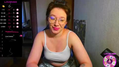 Snapshot of zara_golden chatting on 10/13/25, 04:56 chaturcum online show from 10/13/25, 04:56
