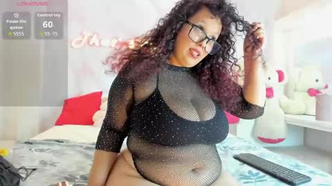 Snapshot of zara_holly_ chatting on 05/16/26, 07:01 Zara online show from 05/16/26, 07:01