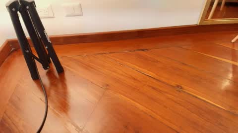 Snapshot of zarah_andrews chatting on 10/28/25, 12:19 Zarah Andrews online show from 10/28/25, 12:19