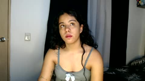 Snapshot of zarah_v chatting on 07/09/26, 03:05 Fernanda online show from 07/09/26, 03:05
