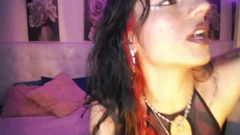 Zarah online show from 06/18/26, 01:26