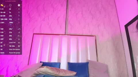     online show from 02/21/25, 10:15