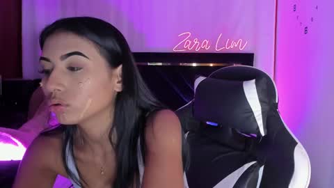 Snapshot of zaralim chatting on 09/29/25, 04:34 Zara Lim online show from 09/29/25, 04:34