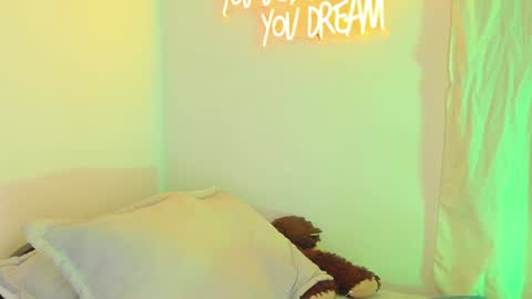   online show from 01/31/25, 09:16