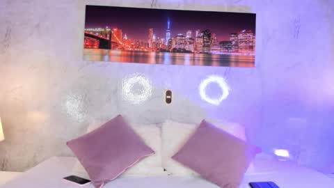 Snapshot of zaraquiinn chatting on 01/12/26, 02:11 ZaraQuiinn online show from 01/12/26, 02:11