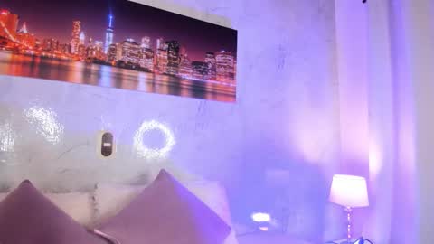 Snapshot of zaraquiinn chatting on 02/14/26, 02:36 ZaraQuiinn online show from 02/14/26, 02:36