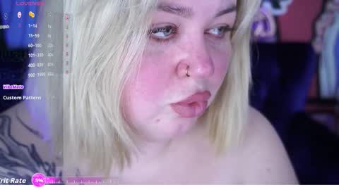 Snapshot of zarareign_ chatting on 02/11/26, 09:09 Lola online show from 02/11/26, 09:09