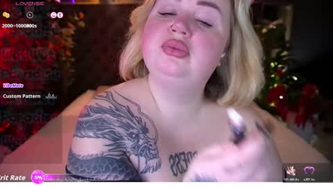 Snapshot of zarareign_ chatting on 02/24/26, 08:29 Lola online show from 02/24/26, 08:29
