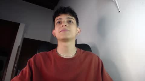 Snapshot of zarekneo chatting on 09/09/25, 08:19 Zarek online show from 09/09/25, 08:19