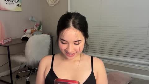 Zaria  online show from 12/20/25, 01:45