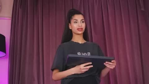 zariaavera online show from 05/11/26, 05:46