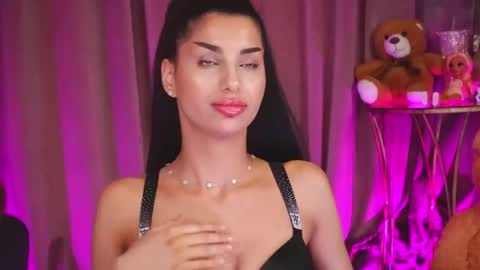 zariaavera online show from 05/11/26, 02:45