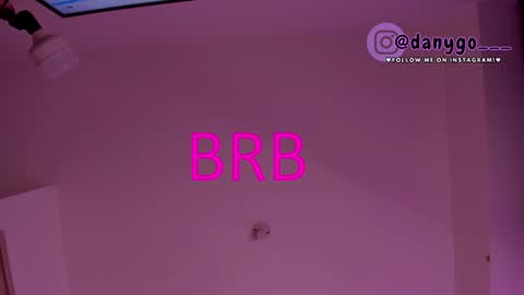 Snapshot of zarianaevanz chatting on 02/07/25, 12:42 Zariana online show from 02/07/25, 12:42