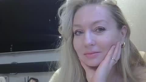 Zarina Swift online show from 02/01/25, 04:35