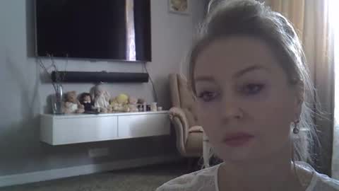 Snapshot of zarinaswift chatting on 05/03/26, 07:36 Zarina Swift online show from 05/03/26, 07:36