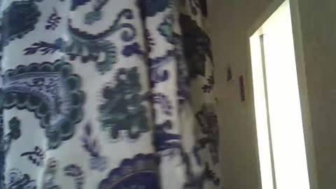 Snapshot of zarinaswift chatting on 05/12/26, 04:31 Zarina Swift online show from 05/12/26, 04:31