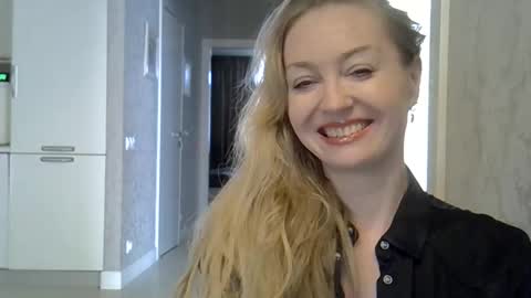 Zarina Swift online show from 06/01/26, 11:23