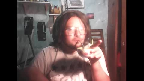 Snapshot of zatiro992 chatting on 03/07/26, 06:43 Zatth online show from 03/07/26, 06:43