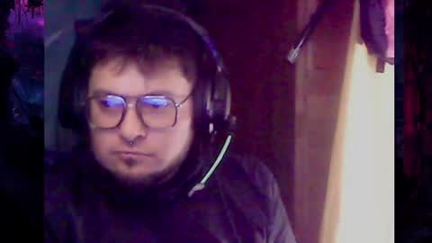 Snapshot of zatiro992 chatting on 06/14/26, 01:58 Zatth online show from 06/14/26, 01:58