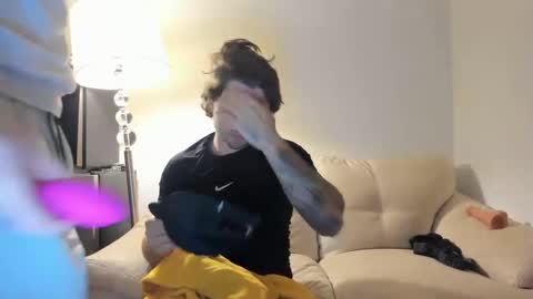 Snapshot of zaylanez chatting on 03/07/25, 04:46 Zay lanez online show from 03/07/25, 04:46