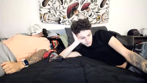 Snapshot of zaylanez chatting on 03/09/25, 02:29 Zay lanez online show from 03/09/25, 02:29