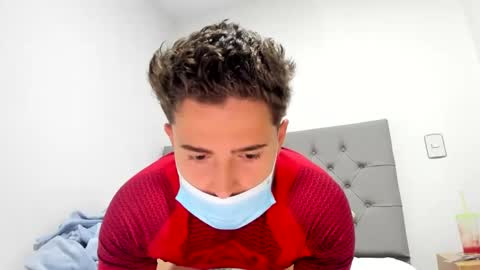 Snapshot of zaylanez chatting on 10/22/25, 02:56 Zay lanez online show from 10/22/25, 02:56