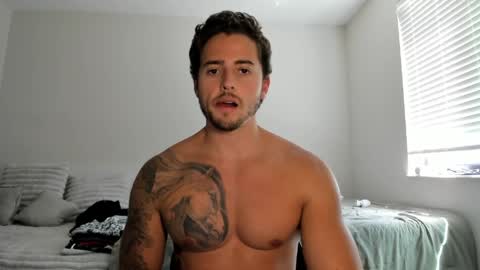 Snapshot of zaylanez chatting on 03/31/26, 07:03 Zay lanez online show from 03/31/26, 07:03