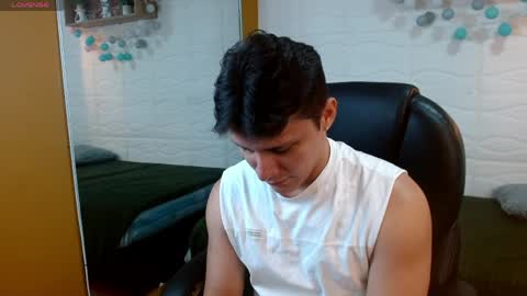 Snapshot of zayn_clausen chatting on 04/22/26, 05:58 zayn_clausen online show from 04/22/26, 05:58