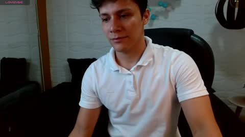 Snapshot of zayn_clausen chatting on 05/20/26, 09:10 zayn_clausen online show from 05/20/26, 09:10