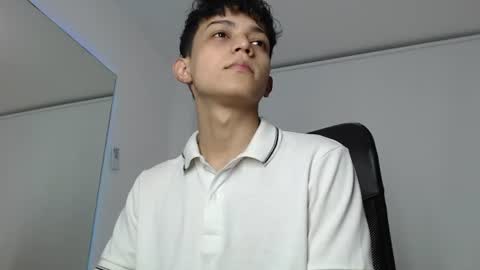 zaynvoss online show from 06/19/26, 02:05