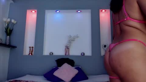 Snapshot of zean_lee chatting on 09/17/25, 11:34 Karolyne online show from 09/17/25, 11:34