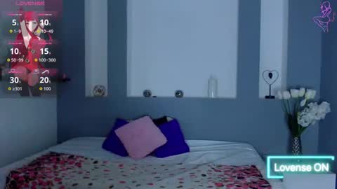 Karolyne online show from 11/24/25, 11:10