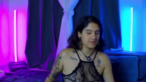 Karolyne online show from 06/15/26, 10:12