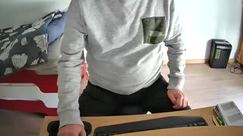 Snapshot of zebulon2023 chatting on 01/29/25, 10:48 zebulon2023 online show from 01/29/25, 10:48