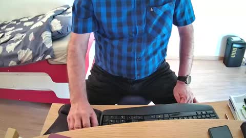 Snapshot of zebulon2023 chatting on 03/06/25, 03:02 zebulon2023 online show from 03/06/25, 03:02