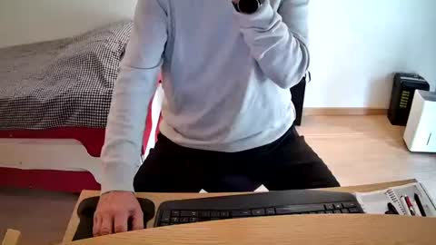 Snapshot of zebulon2023 chatting on 09/26/25, 10:41 zebulon2023 online show from 09/26/25, 10:41