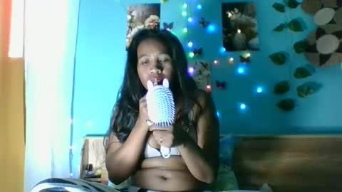 Snapshot of zedidia chatting on 05/12/26, 11:18 zedidia online show from 05/12/26, 11:18