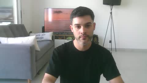 Snapshot of zehfren chatting on 02/08/26, 06:44 Zehfren online show from 02/08/26, 06:44