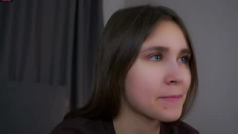 Emilia online show from 01/11/26, 09:09