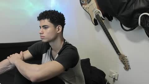 Snapshot of zenhzu chatting on 12/03/24, 09:12 zenzhu online show from 12/03/24, 09:12