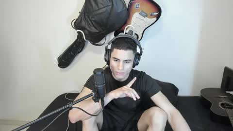 Snapshot of zenhzu chatting on 12/21/24, 05:03 zenzhu online show from 12/21/24, 05:03