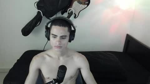 Snapshot of zenhzu chatting on 01/08/25, 09:34 zenzhu online show from 01/08/25, 09:34