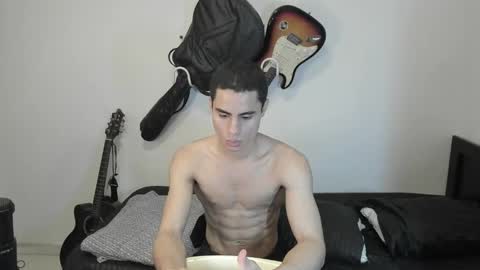 Snapshot of zenhzu chatting on 01/20/25, 07:57 zenzhu online show from 01/20/25, 07:57