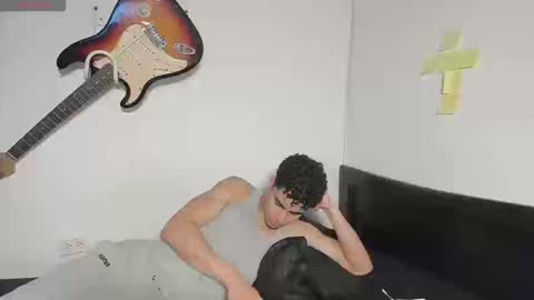 Snapshot of zenhzu chatting on 09/20/25, 04:35 zenzhu online show from 09/20/25, 04:35