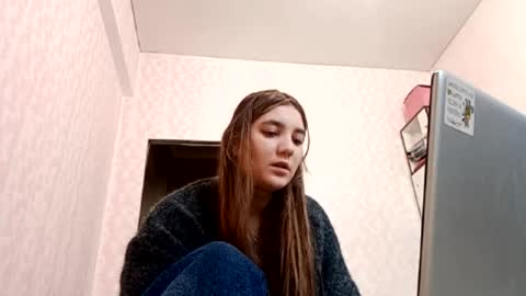 Snapshot of zeniabrossoit chatting on 03/11/26, 06:08 zeniabrossoit online show from 03/11/26, 06:08