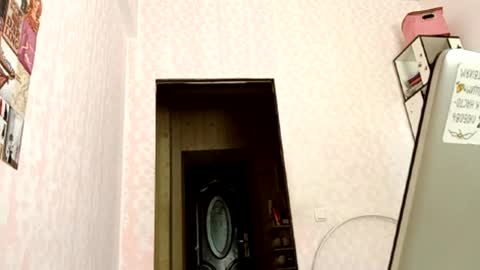 zeniabrossoit online show from 05/09/26, 03:34