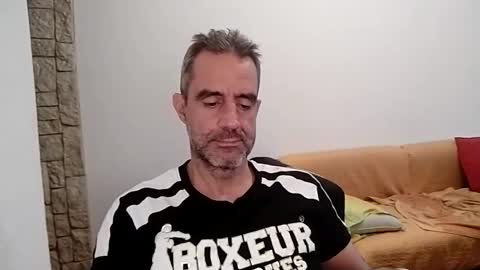 Snapshot of zenikk chatting on 09/26/25, 04:11 zenikk online show from 09/26/25, 04:11