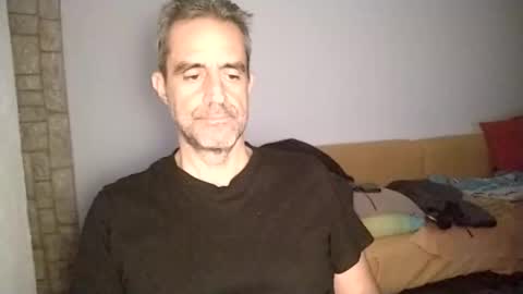 Snapshot of zenikk chatting on 10/28/25, 04:53 zenikk online show from 10/28/25, 04:53